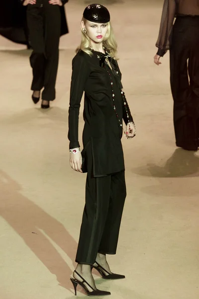 Look 28